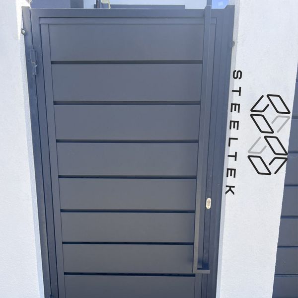 Ручка-скоба Steeltek G101 600мм 1шт. нержавеющая сталь, Черная G101 фото